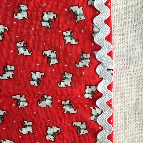 Handmade Retro Style Scottie Dog Holiday Napkins, Set of 2 - Picture 11 of 14